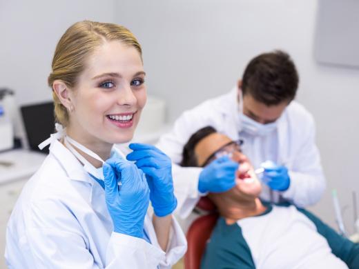 Zahnmedizinische Fachangestellte 